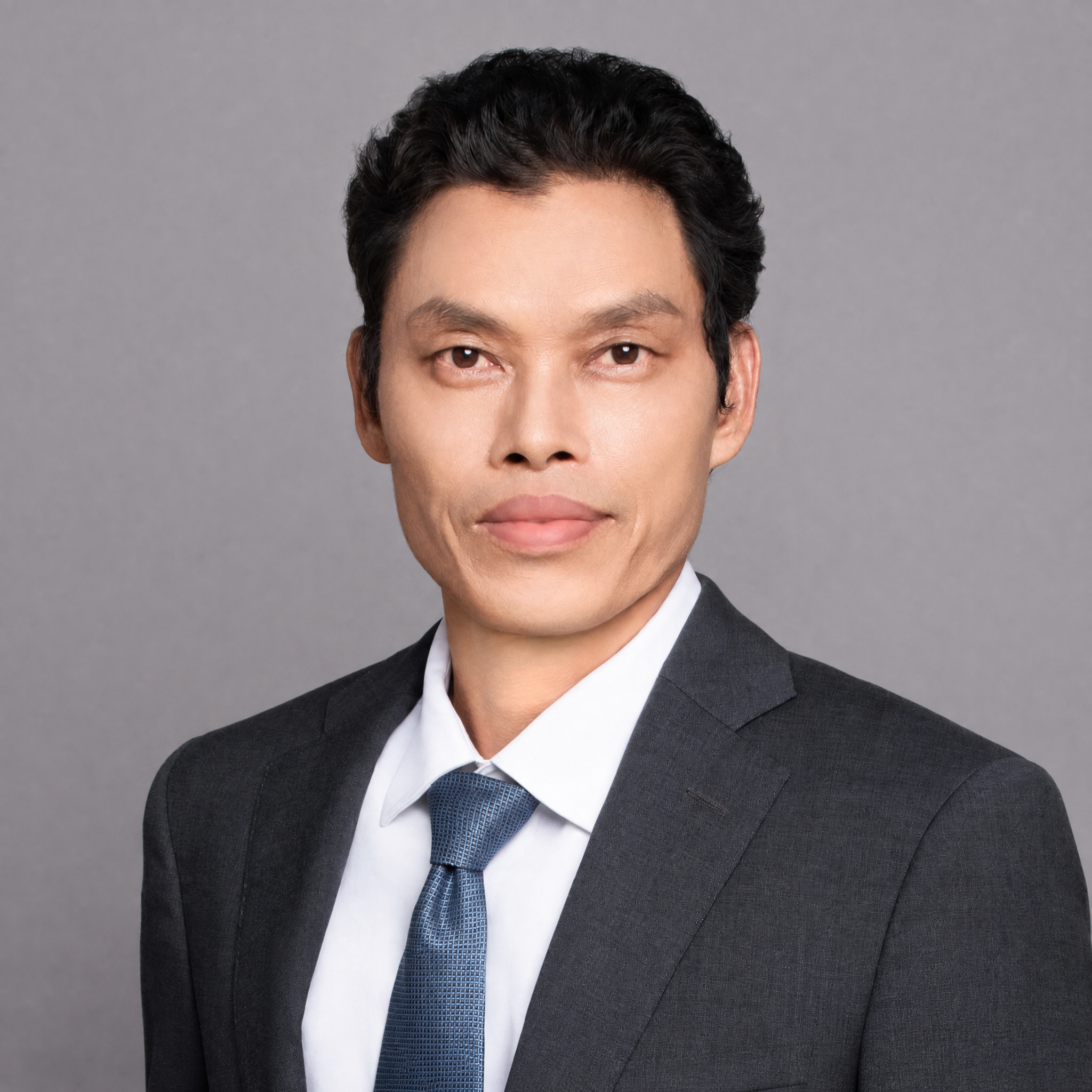 Bilu Huang, founder and principal investigator